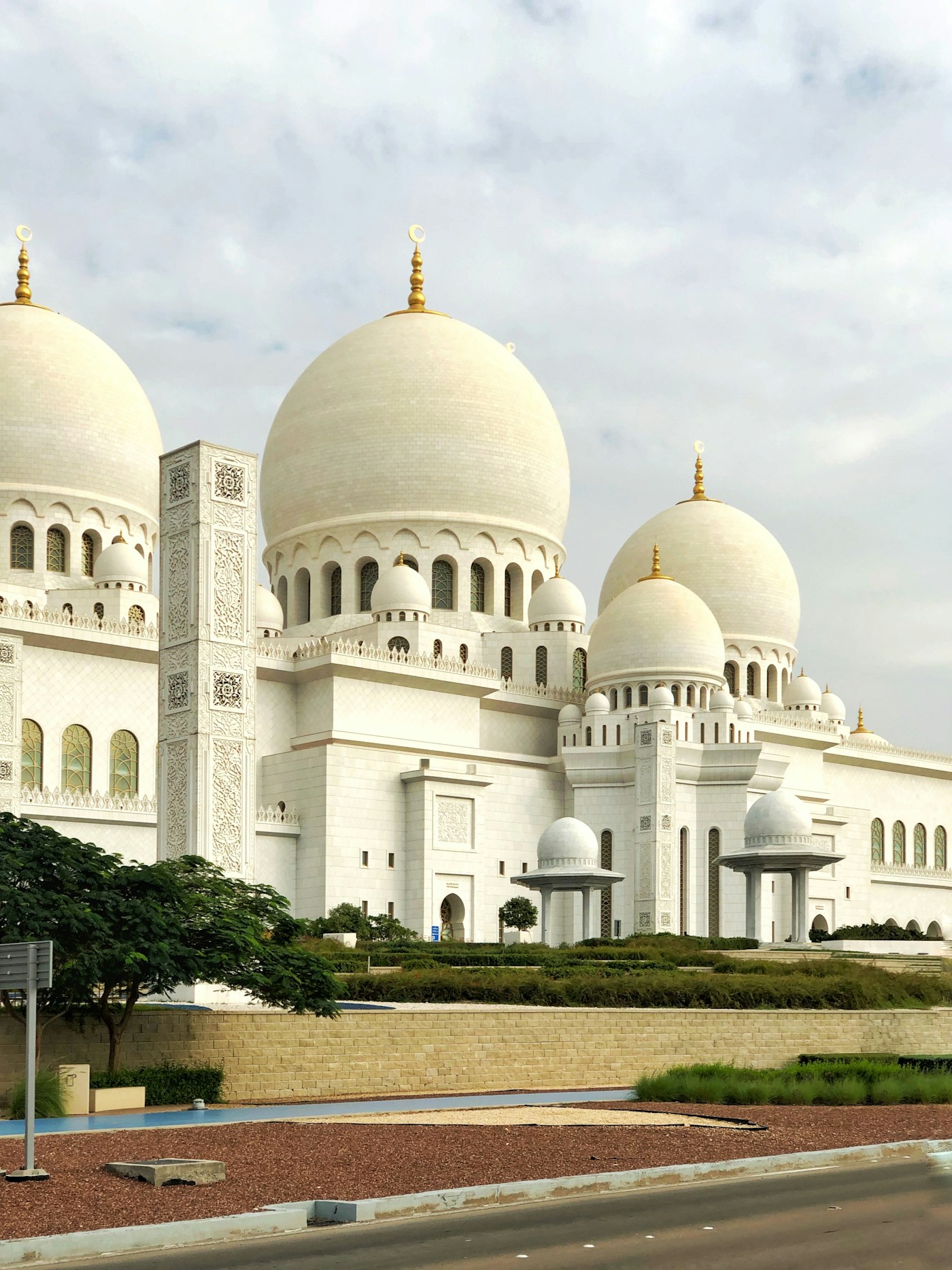 Sheikh Zayed Grand Mosque, Abu Dhabi, United Arab Emirates